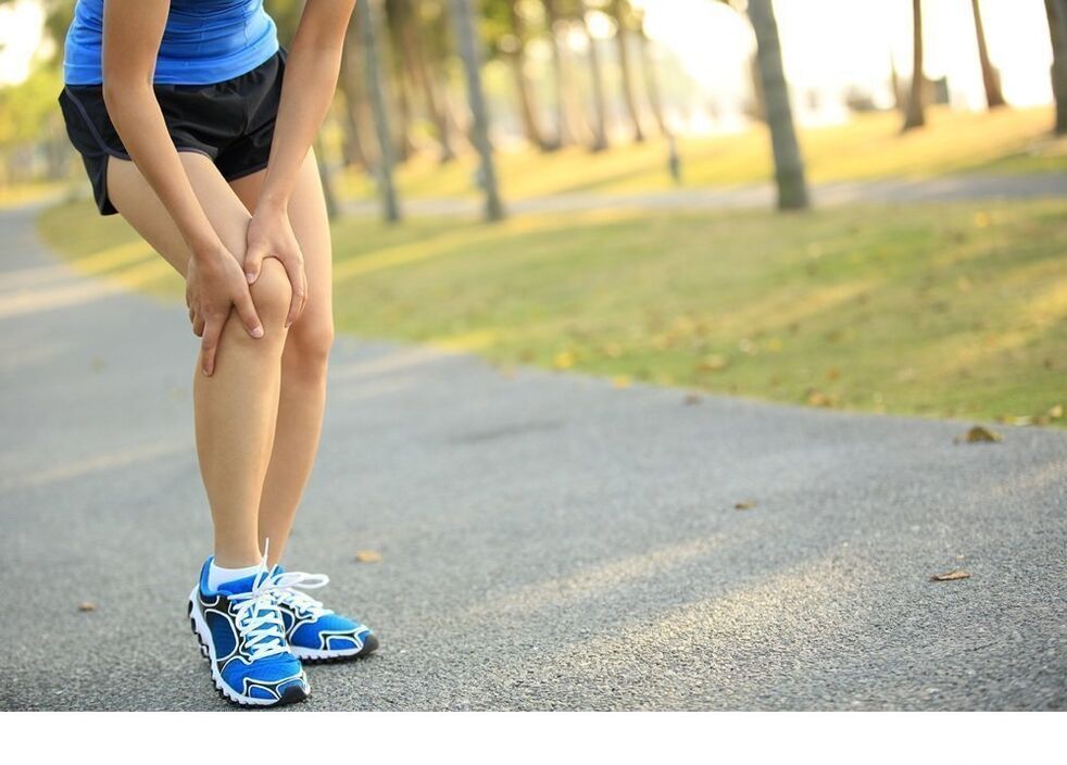 knee pain with foot arthrosis